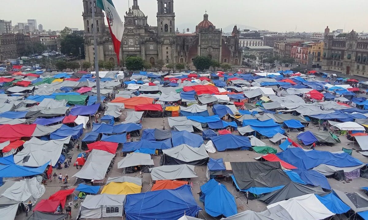 Alertan por concentración de la CNTE en la colonia Juárez