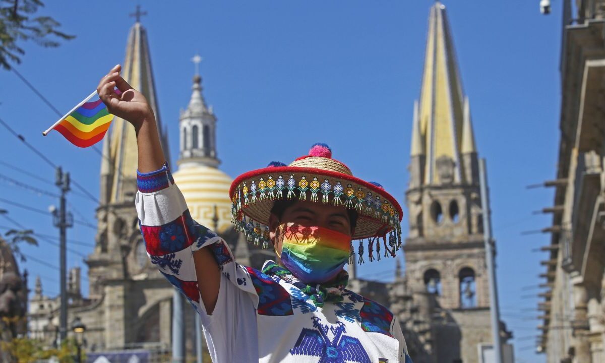 Miembros de la comunidad buscan hacer valer sus derechos a nivel nacional.