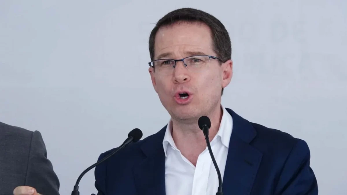 Ricardo Anaya pidió al Gobierno una investigación tras la acusación de EU contra 3 instituciones financieras mexicanas por lavado de dinero.