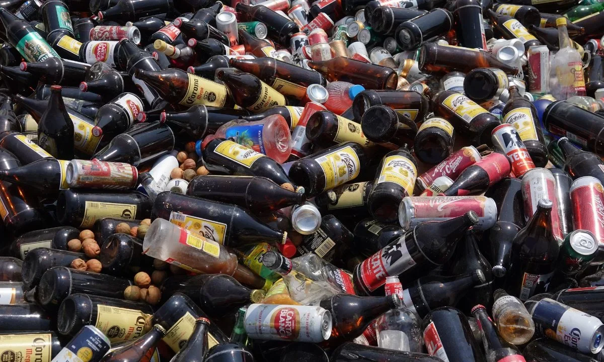 Debido a la ingesta de alcohol temprana, especialistas proponen que sea a partir de los 21 años, como en Estados Unidos, y no a los 18