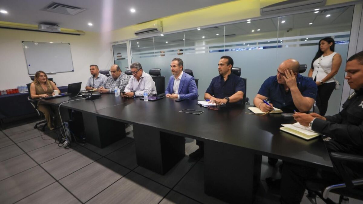 El alcalde de Monterrey, Adrián de la Garza, aseguró que bajaron las cifras delictivas en la ciudad con el programa Escudo.