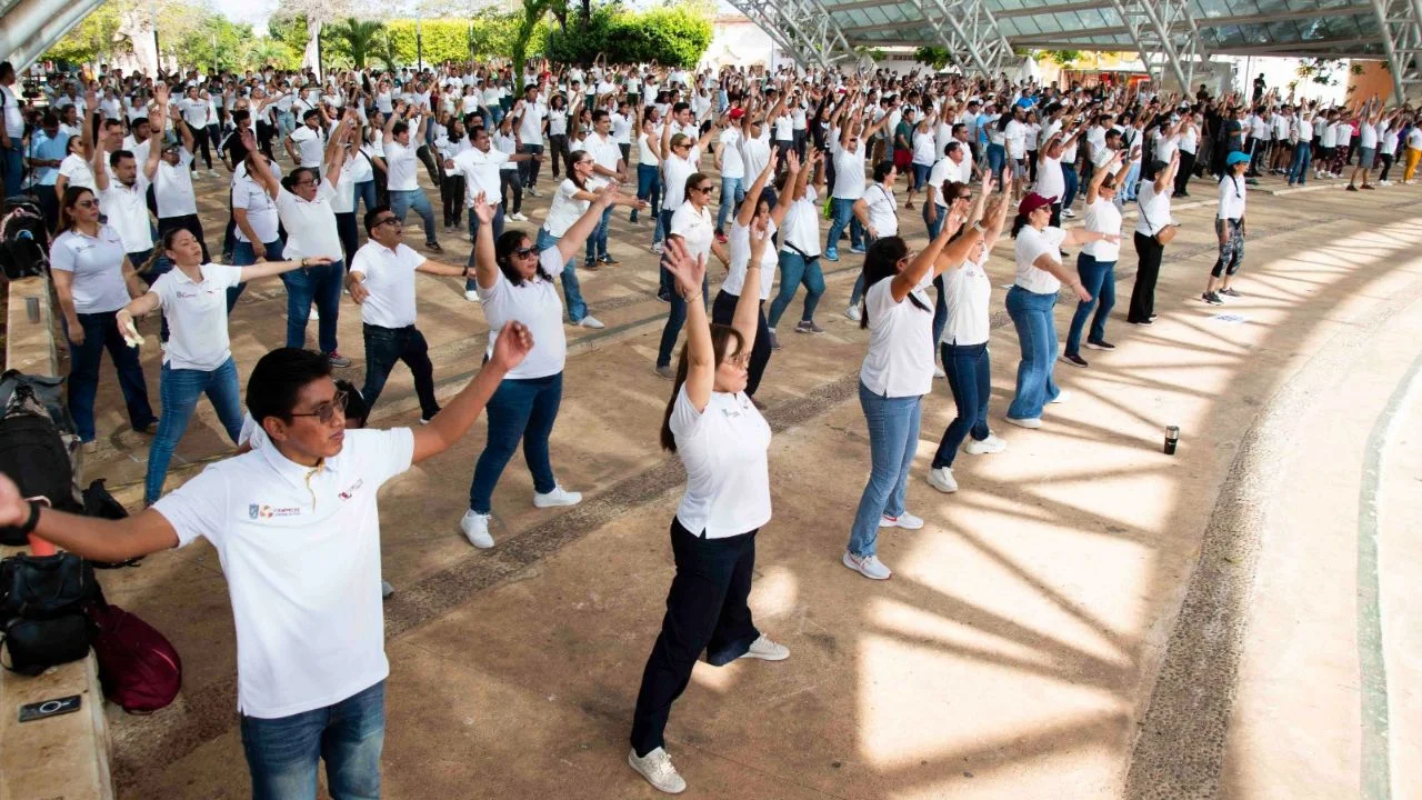 El programa Salud en tu Barrio llegó a Villamadero en Campeche con visitas domiciliarias para promover el chequeo médico de forma gratuita.