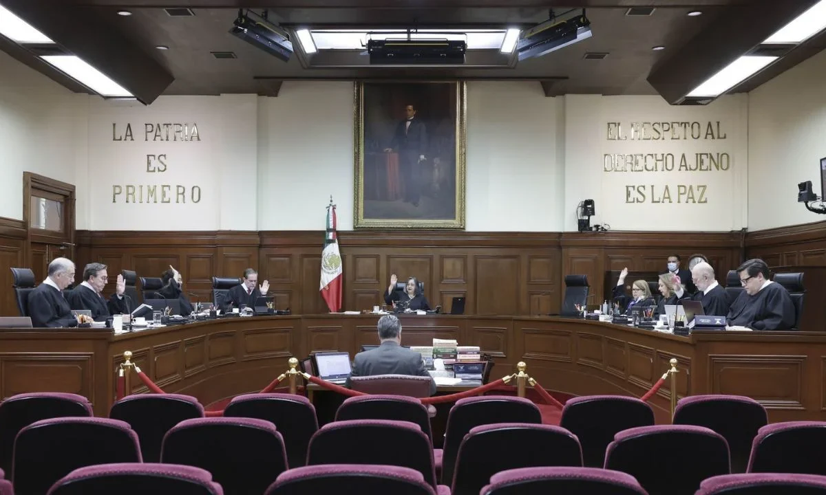 Lenia Batres faltó a la Segunda Sala de la SCJN, provocando la cancelación de la sesión por falta de quórum, resolverán hasta el 2 de julio.