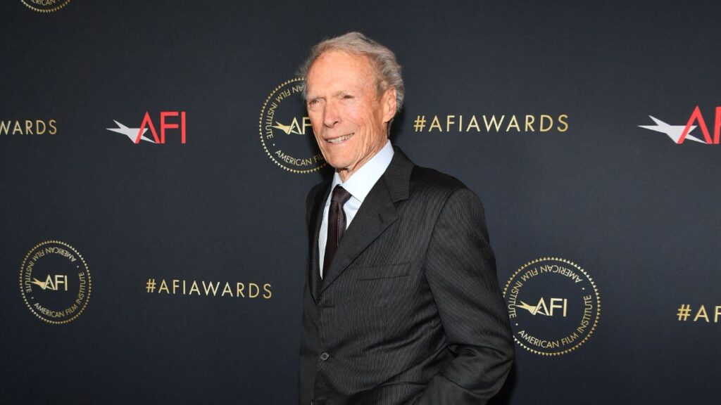 Clint Eastwood se deslinda de entrevista en medio austriaco. Noticias en tiempo real
