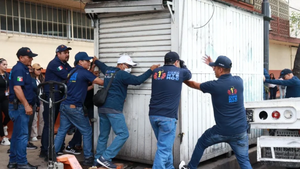 La titular de la demarcación indicó que se efectuaron 492 acciones para la recuperación del espacio público con el retiro de enseres y andamios.