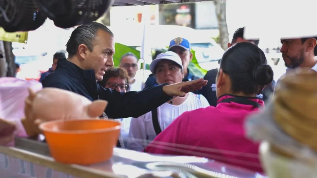 Denuncian extorsión a comerciantes en Cuajimalpa. Noticias en tiempo real