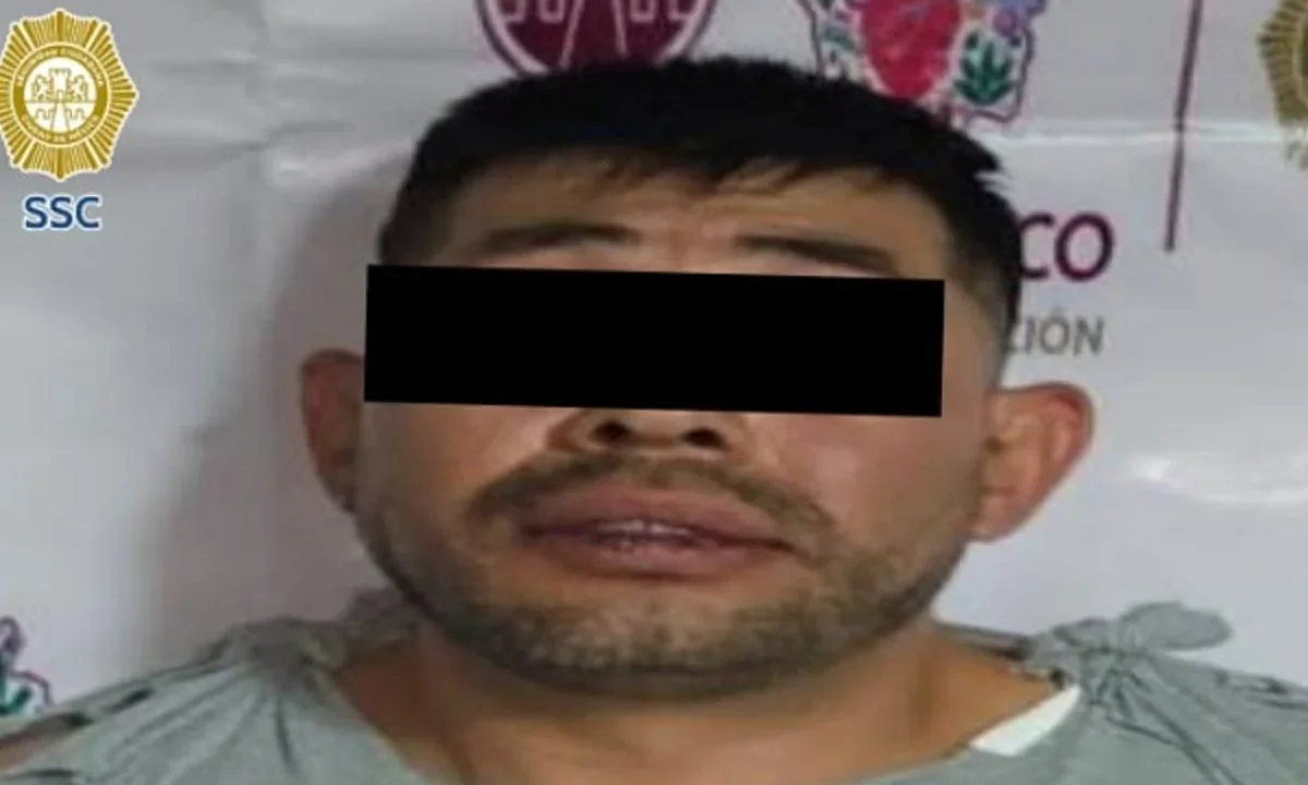 Policías de la SSC de la CDMX detuvieron a Alejandro "N", "El Macetas", presunto miembro de la Unión Tepito dedicado a la venta de droga.