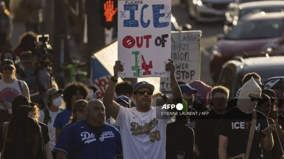En respuesta a las redadas migratorias en Los Ángeles el equipo de los Dodgers anunció un apoyo de un millón de dólares para inmigrantes.