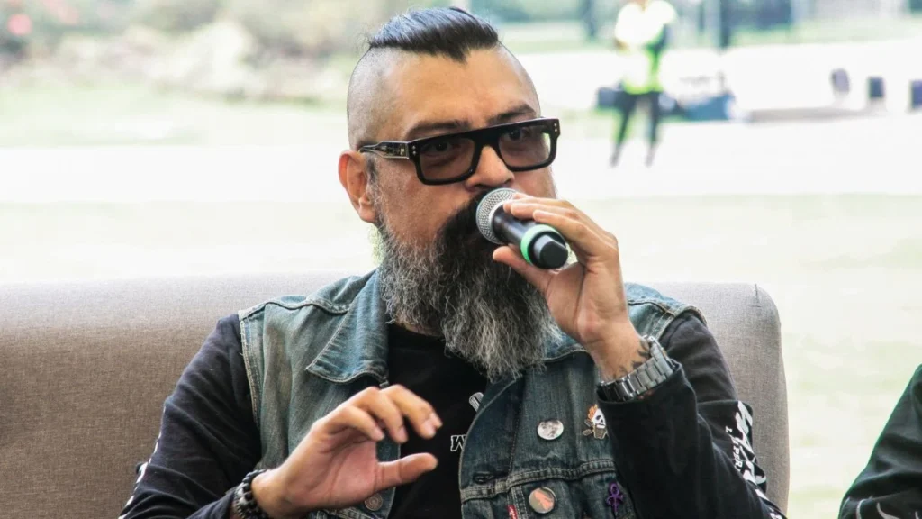 El vocalista de Panteón Rococó, Dr. Shenka, sufrió un posible preinfarto, por lo que el grupo canceló su presentación en San Juan del Río.