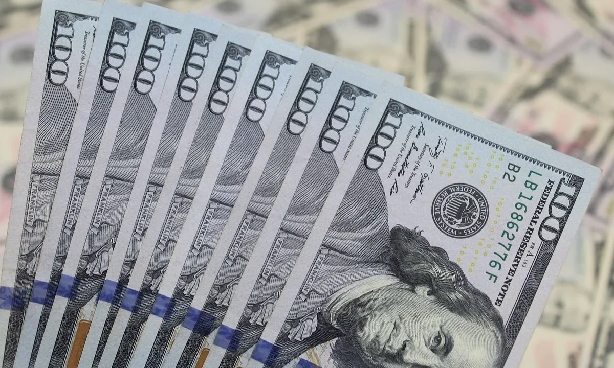 La Economía de Estados Unidos se contrajo 0.5% en trimestre tras débil consumo.