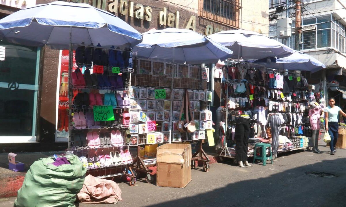 De acuerdo al Inegi, la economía informal sumó 6 billones de pesos al país en el último trimestre del 2024.