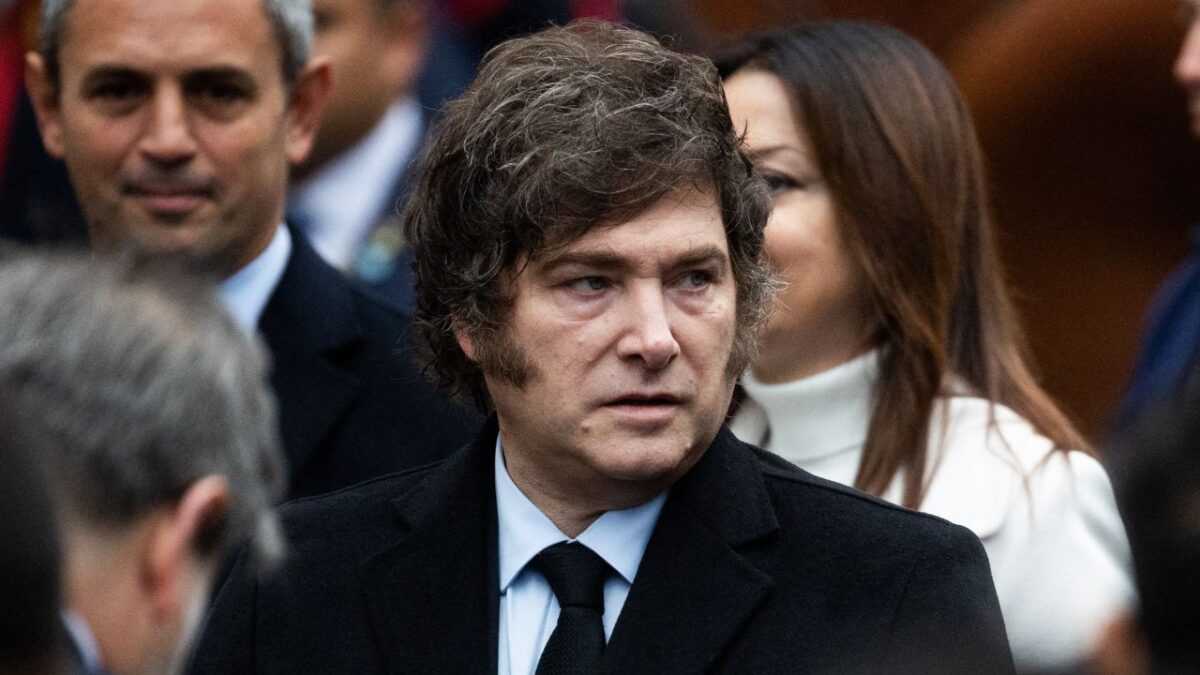 La justicia argentina suspendió este lunes parte de un decreto del presidente Javier Milei que limitaba el derecho a huelga en el país sudamericano.
