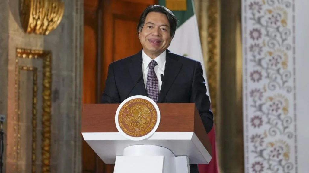 Delgado Carrillo subrayó que este instrumento representa un paso fundamental en el fortalecimiento del modelo educativo.