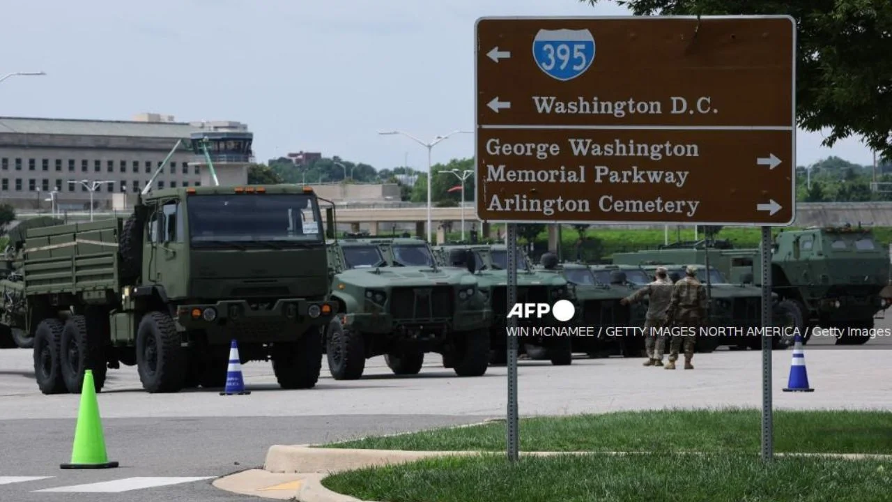 Estados Unidos comenzó a evacuar a todo su personal ubicado en la embajada en Bagdad