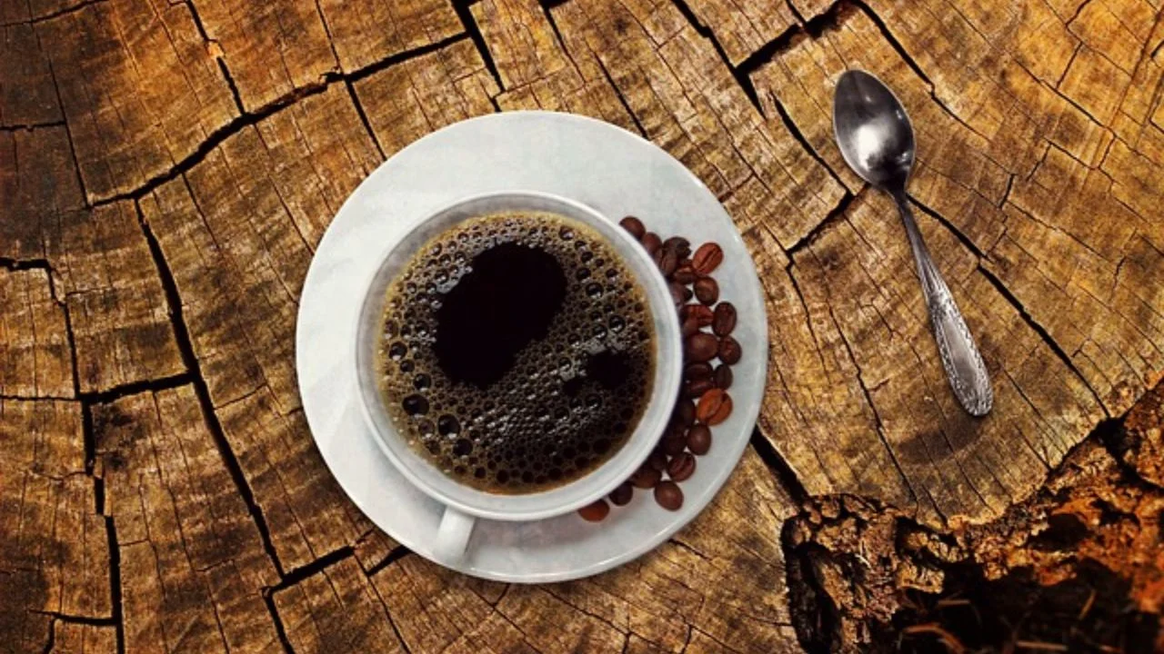 Descubre cuál es el café mejor calificado por Profeco en su último estudio y lo mejor de todo, puedes encontrarlo en el supermercado.