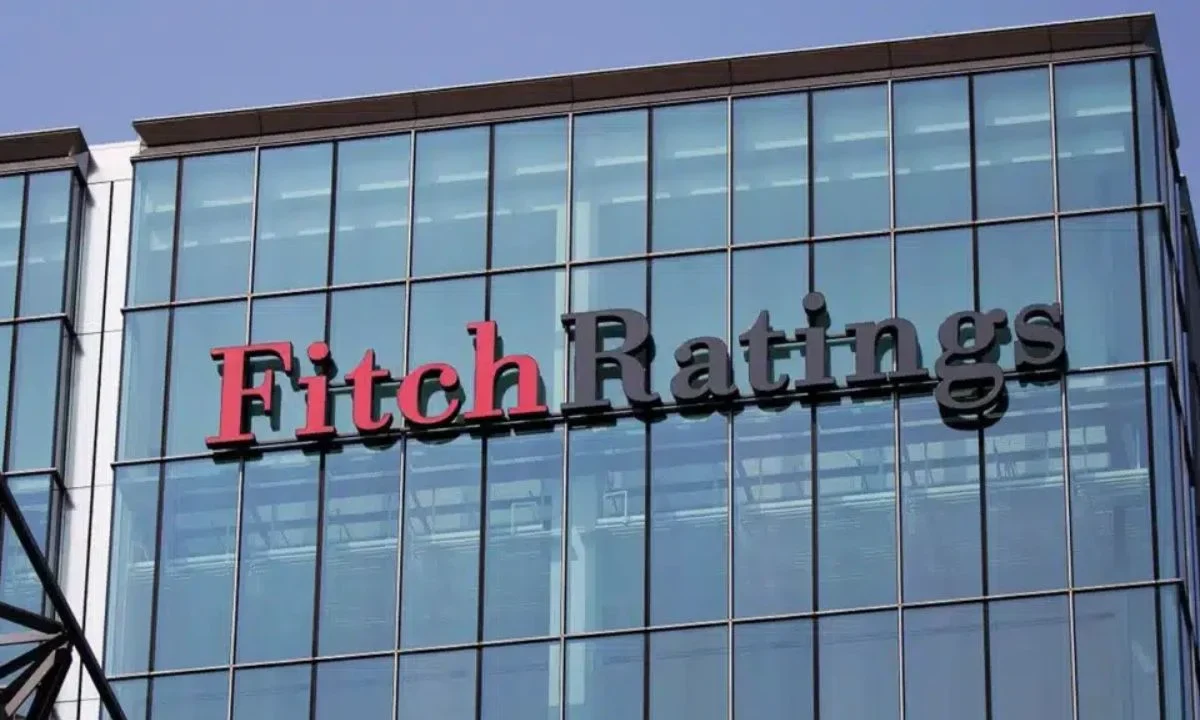 Fitch ve recesión económica para México