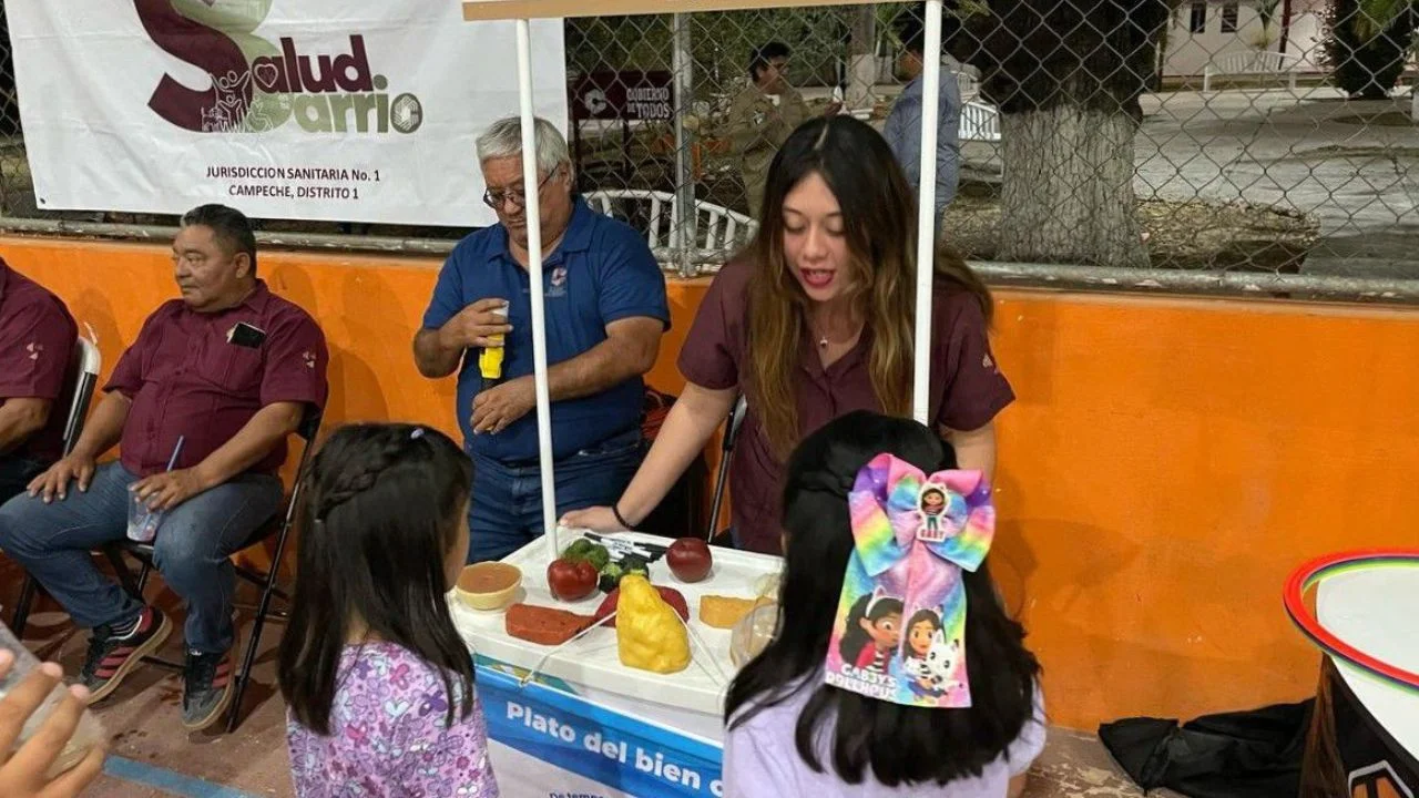 En Campeche redoblan esfuerzos para que las escuelas sean espacios promotores de la salud con programas como "Vive Saludable, Vive Feliz".