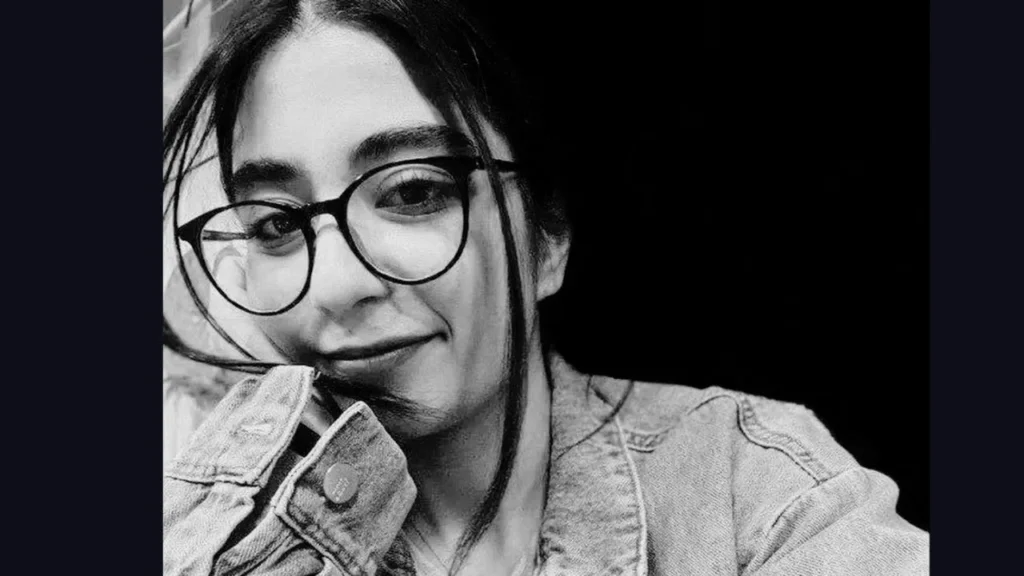 Fuerzas israelíes asesinan a la poeta iraní Parnia Abassi. Noticias en tiempo real