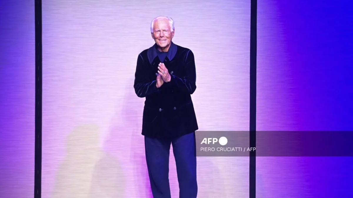El diseñador italiano, Giorgio Armani, estará ausente de sus dos desfiles en la semana de la moda de Milán.