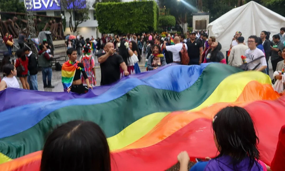 Gobierno federal promueve inclusión LGBT: Sheinbaum