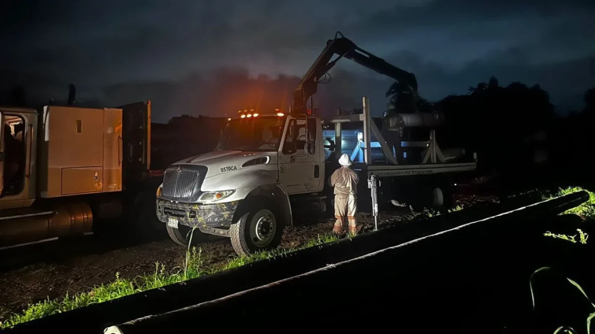 Huracán Erick dejó sin luz a más de 120 mil usuarios en Oaxaca.