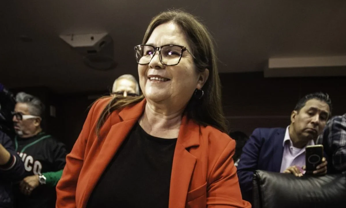 Imelda Castro declinó a su aspiración de presidir la Mesa Directiva del Senado, se centrará en Sinaloa.