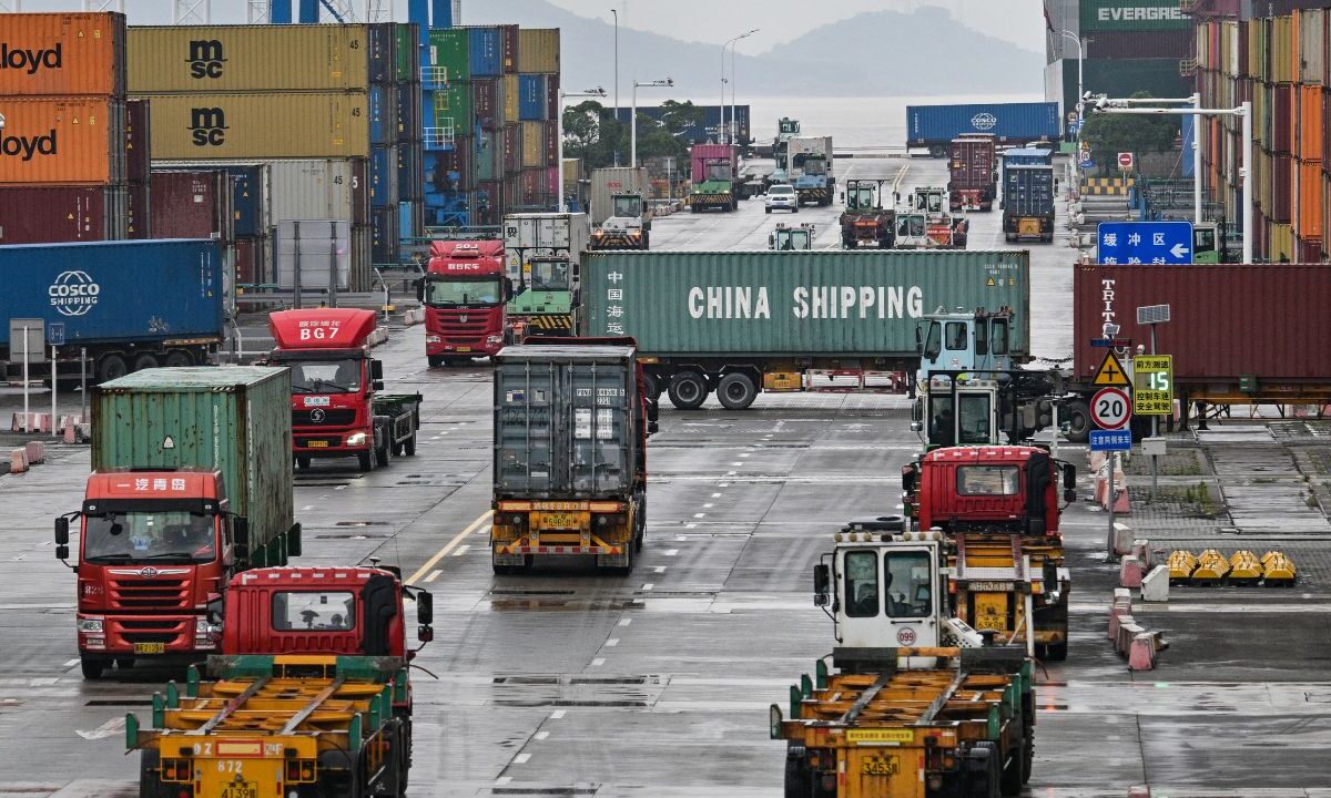 En enero y febrero, 45% de las exportaciones mexicanas usó el T-MEC, otro 45% entró sin arancel y 10% pagó impuestos.