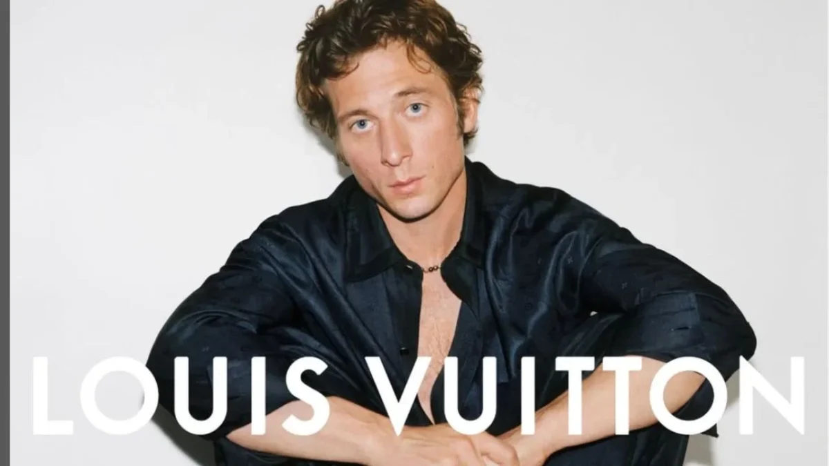 El actor estadounidense, Jeremy Allen White, se suma a la marca de lujo Louis Vuitton como su nuevo Embajador. 