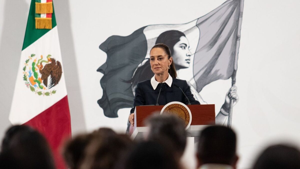 La presidenta Claudia Sheinbaum señaló que la labor de médicos cubanos en países de América Latina "no es trabajo forzado" y que, en su caso, "tendría que comprobarse".
