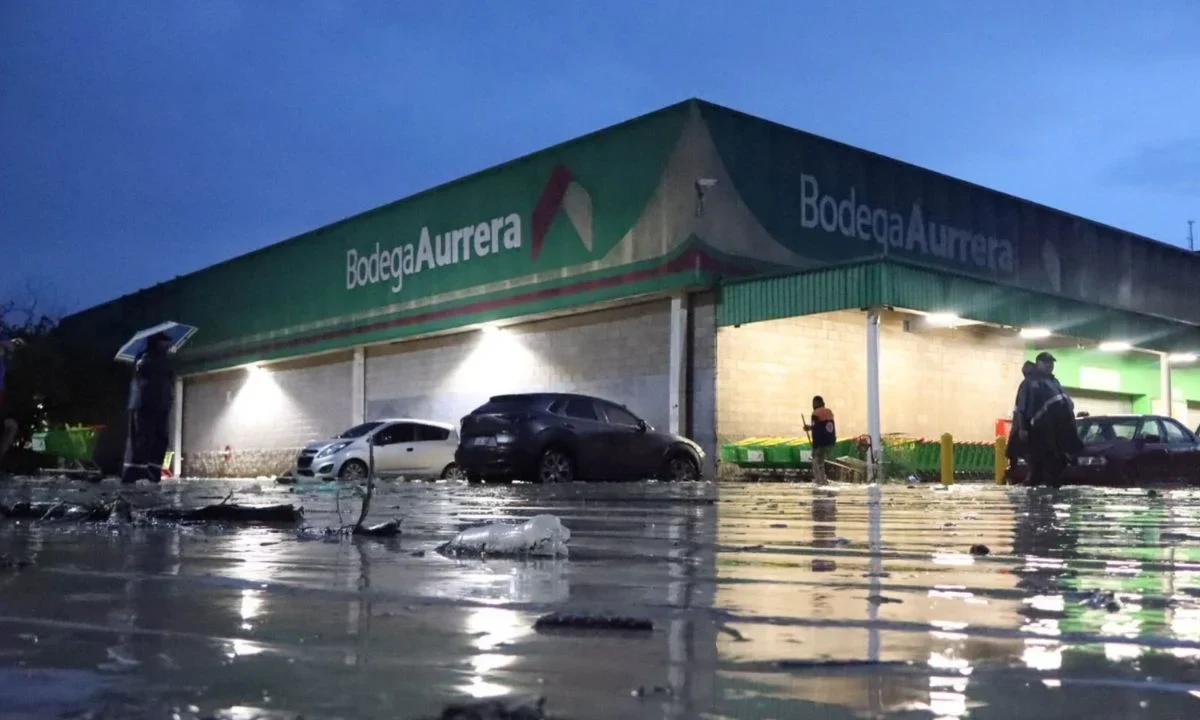 Alerta naranja por lluvias fuertes para noche de domingo