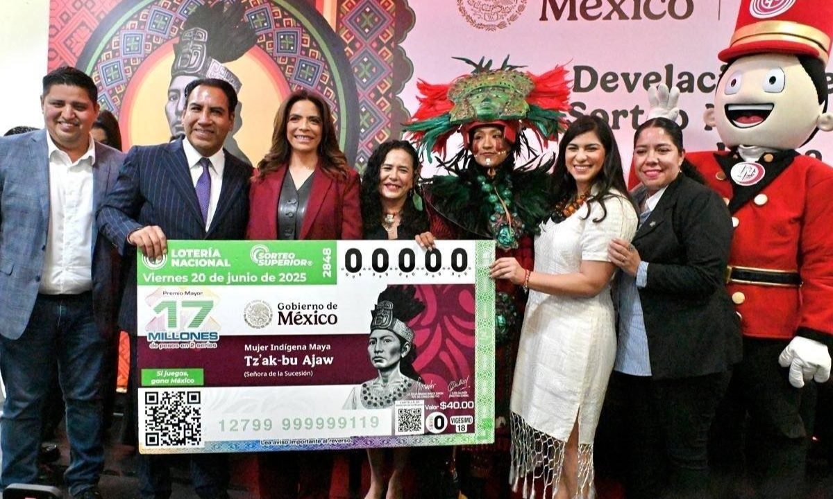 La Lotería Nacional, llevará a Palenque el Sorteo Superior No. 2848, como parte de la estrategia de sorteos foráneos, en conjunto con el Gobierno de Chiapas, para honrar a la mujer indígena maya, conocida como la Señora de la Sucesión o Reina Roja, que se celebrará el próximo 20 de junio en la estación del Tren Maya.