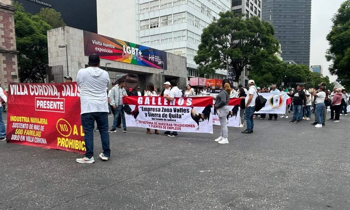 Marcha en favor de los espectáculos con animales, se lleva a cabo en la Ciudad de México