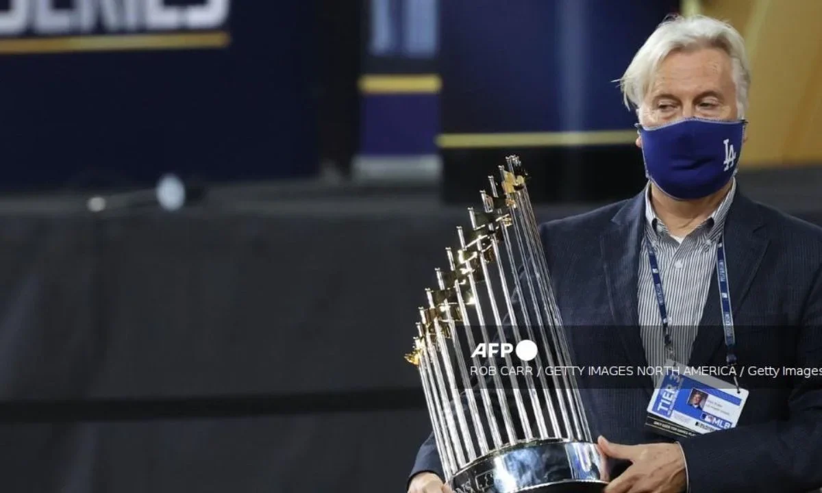 Mark Walter, dueño de los Dodgers habría comprado a los Lakers