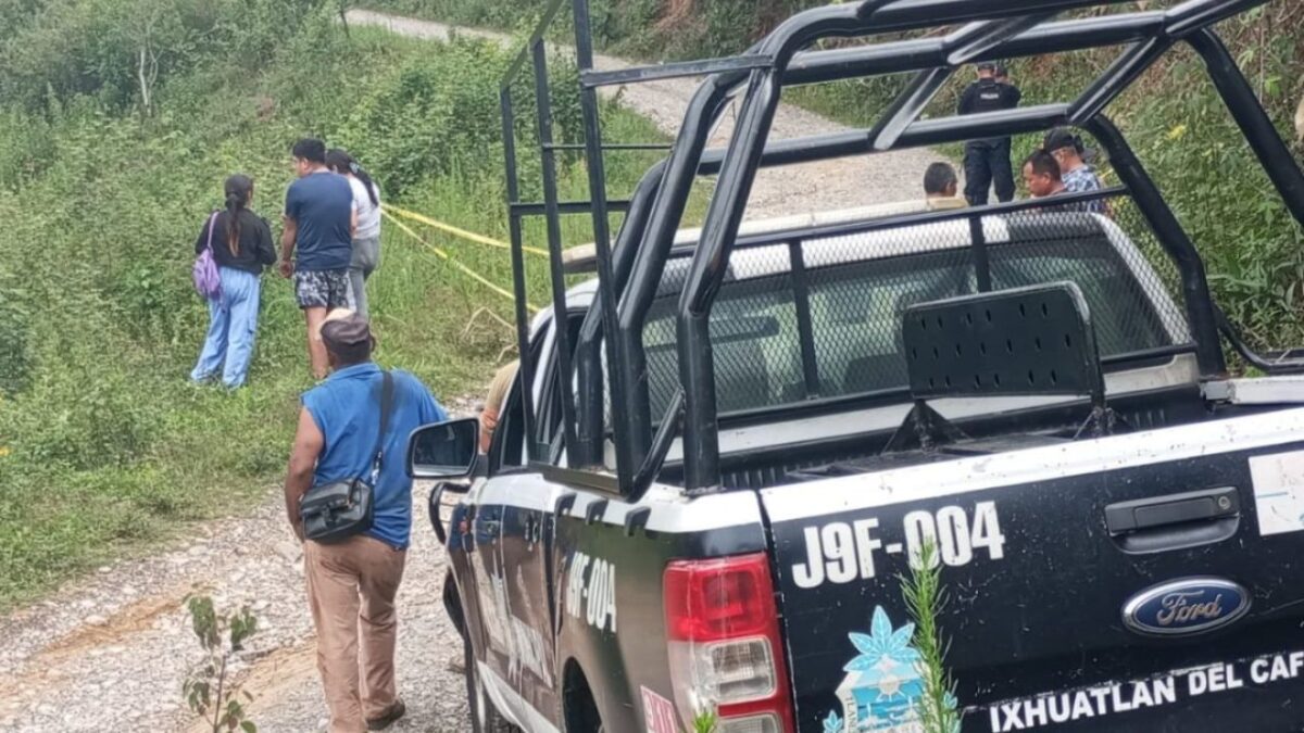 En Tomatlán,  fueron presuntamente emboscados los oficiales mientras patrullaban la zona.