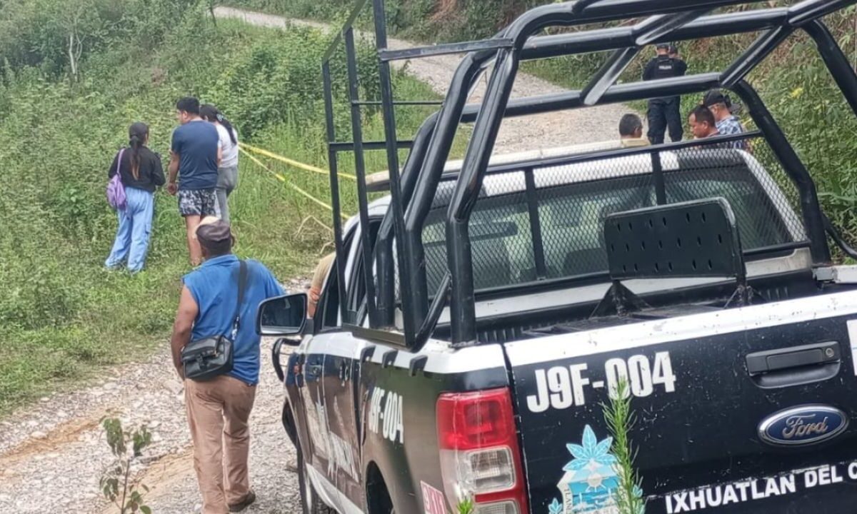 En Tomatlán,  fueron presuntamente emboscados los oficiales mientras patrullaban la zona.