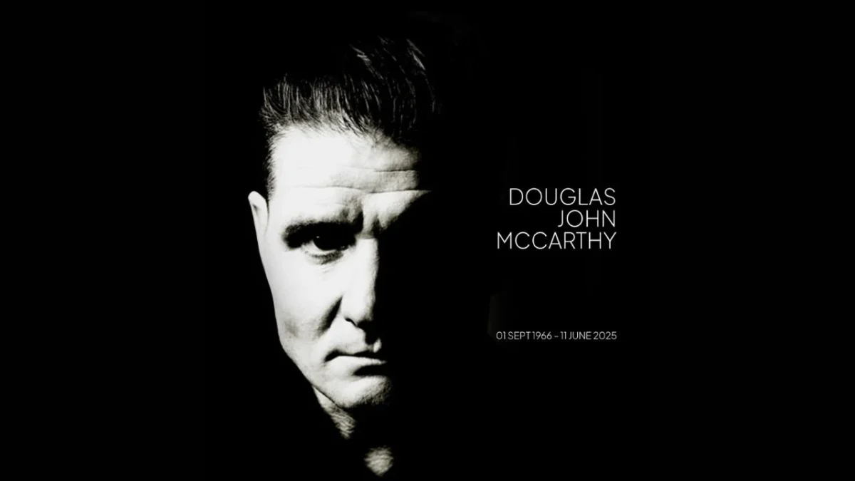 Douglas John McCarthy, líder de la banda Nitzer Ebb, falleció este miércoles.
