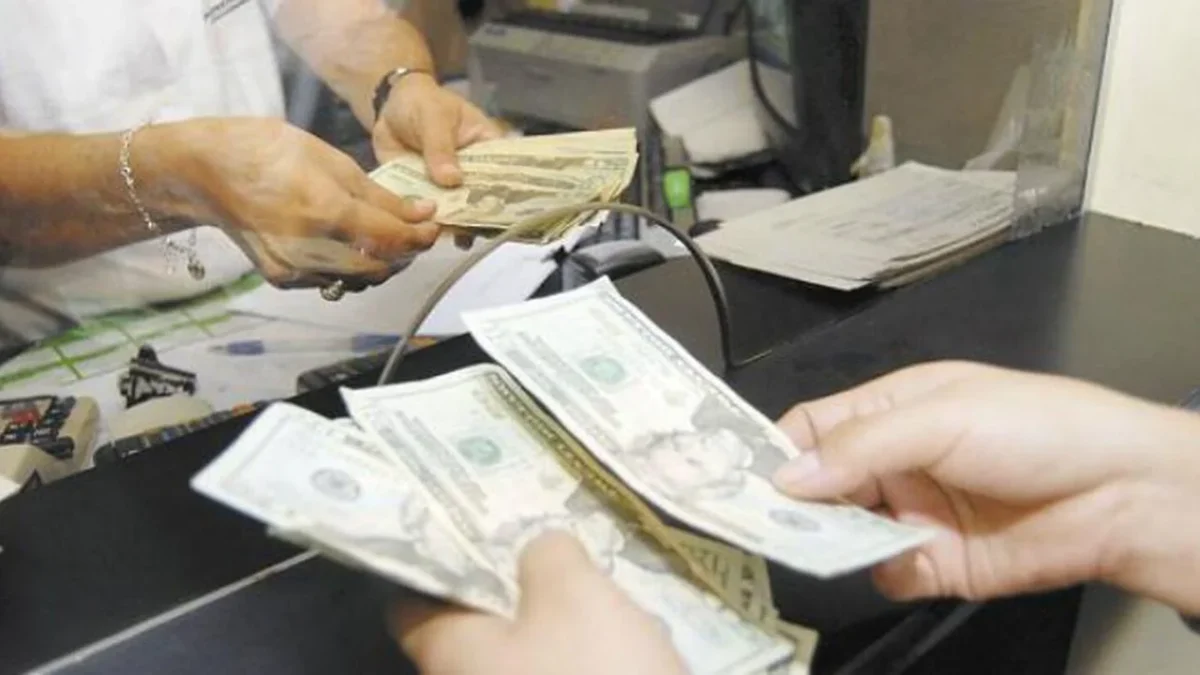 No habrá impuesto para remesas por transferencia electrónica: Sheinbaum