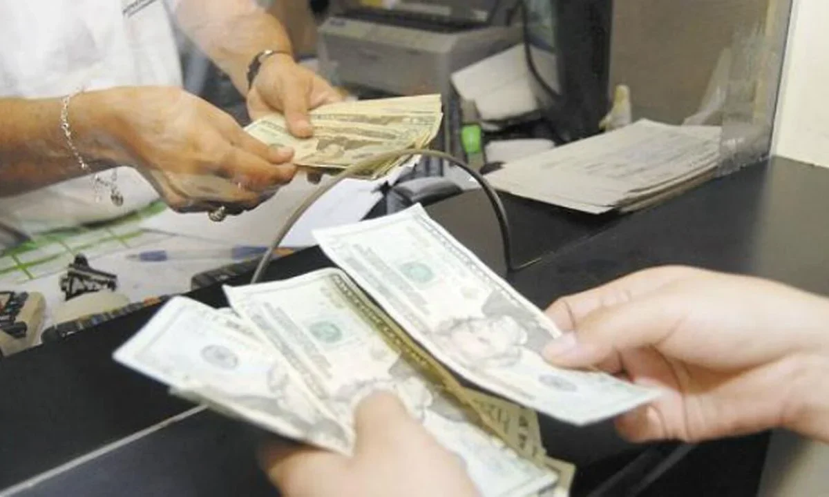 No habrá impuesto para remesas por transferencia electrónica: Sheinbaum