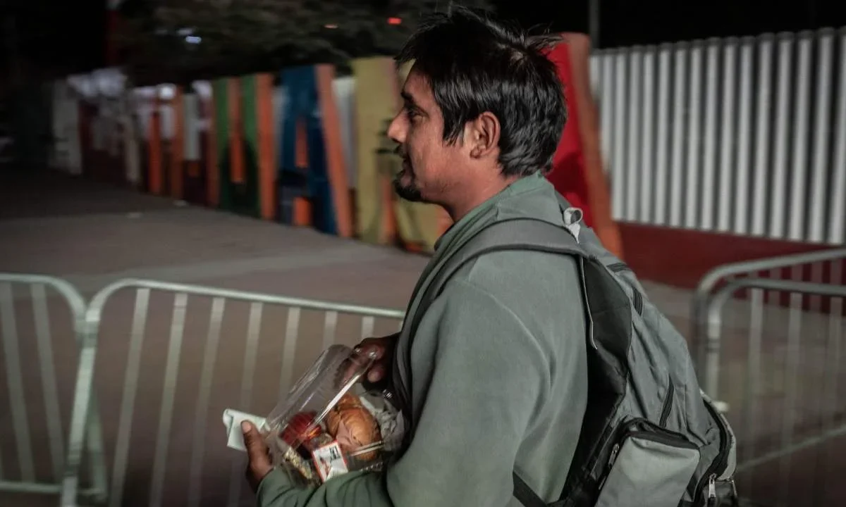 CCE tiene 70 mil empleos para migrantes deportados de EU