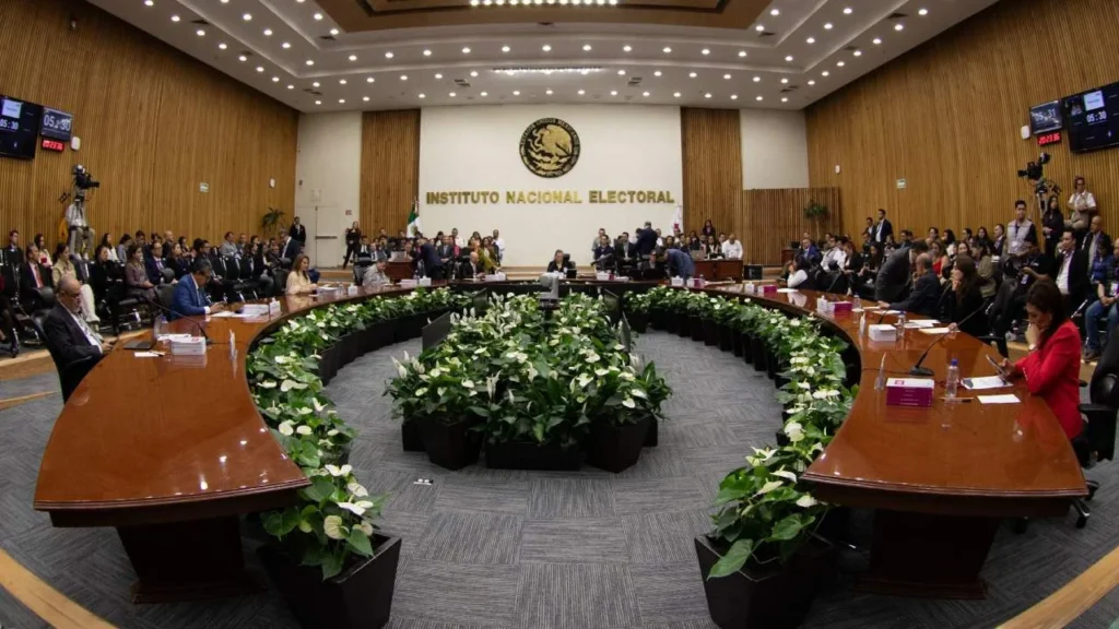 Prevé INE desechar denuncias contra candidatos judiciales. Noticias en tiempo real