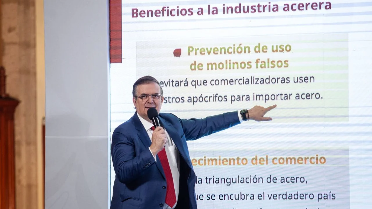 Marcelo Ebrard, descartó que las protestas de migrantes en Los Ángeles tengan que ver con la idea de imponer aranceles a las remesas.