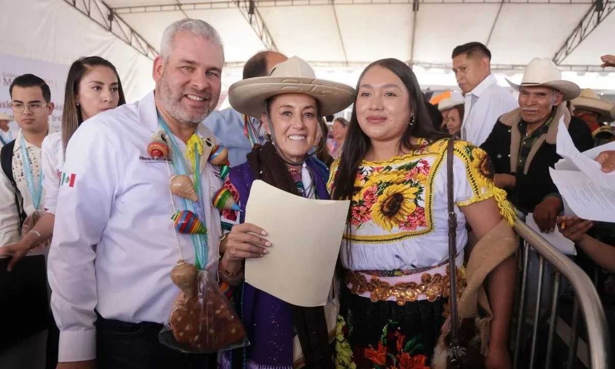 El gobernador michoacano, Alfredo Ramírez Bedolla, informó que pueblos indígenas recibirán 467 mdp de presupuesto directo.
