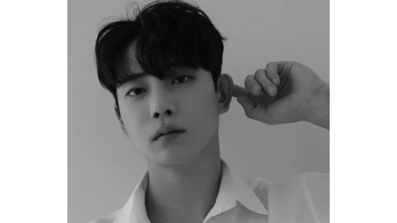 actor y modelo surcoreano, Kim Jong Suk