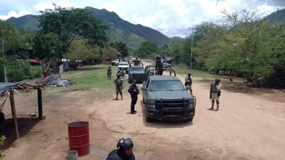 Gobierno refuerza seguridad en Coyuca de Catalán
