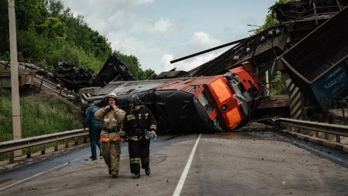 Según Kiev, el ataque, denominado operación Spiderweb, destruyó 40 aeronaves rusas, lo que equivale a casi un tercio de los bombarderos del Kremlin