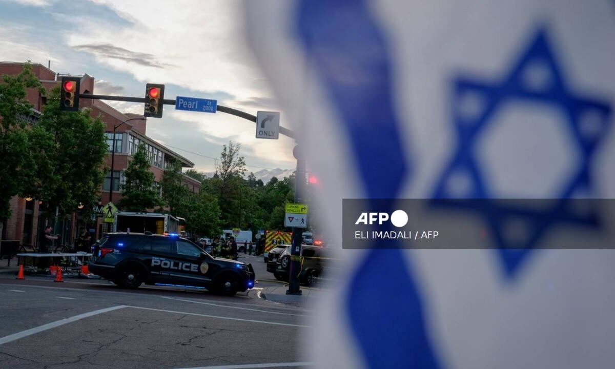Seis heridos con quemaduras fue el saldo del ataque terrorista en una protesta pro-Israel en Colorado, EU.