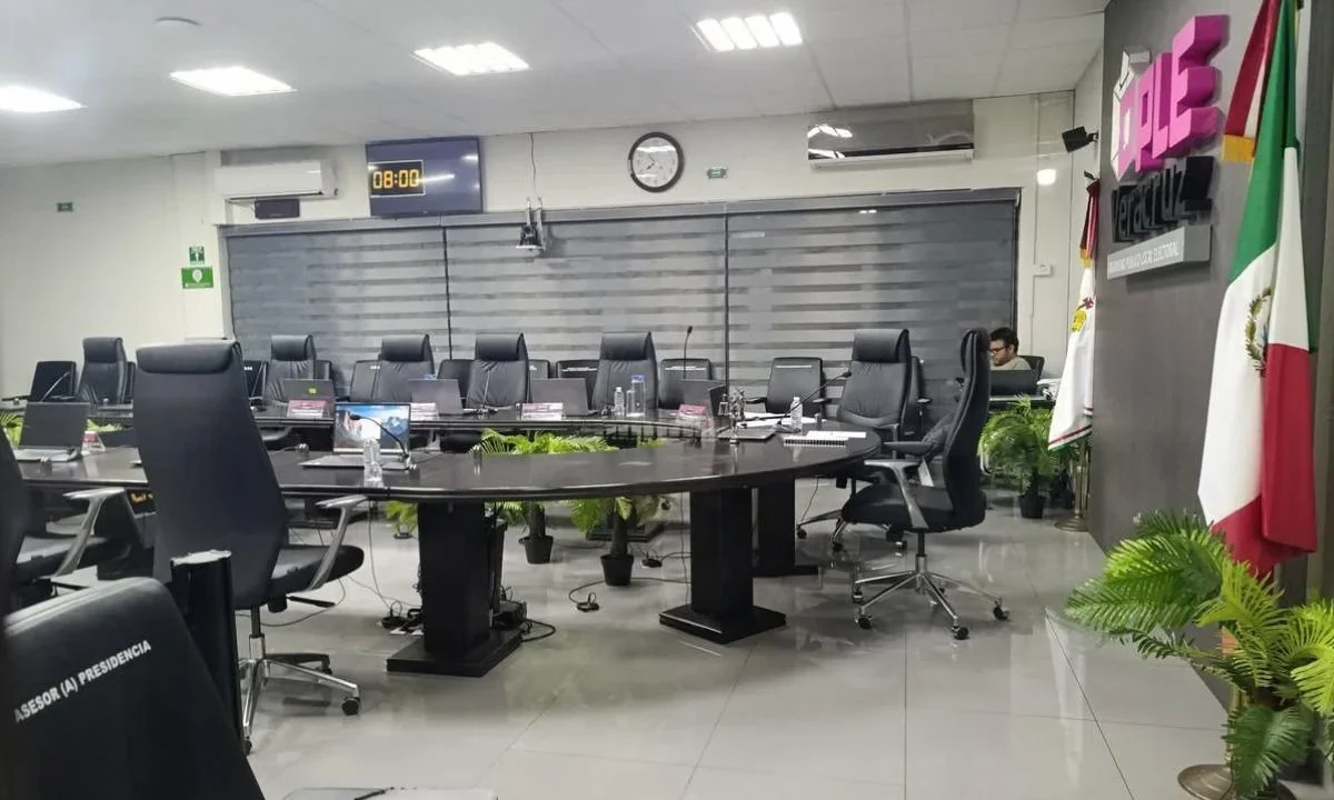 Sigue suspendido conteo judicial en Veracruz tras la caída del sistema desde ayer lunes.