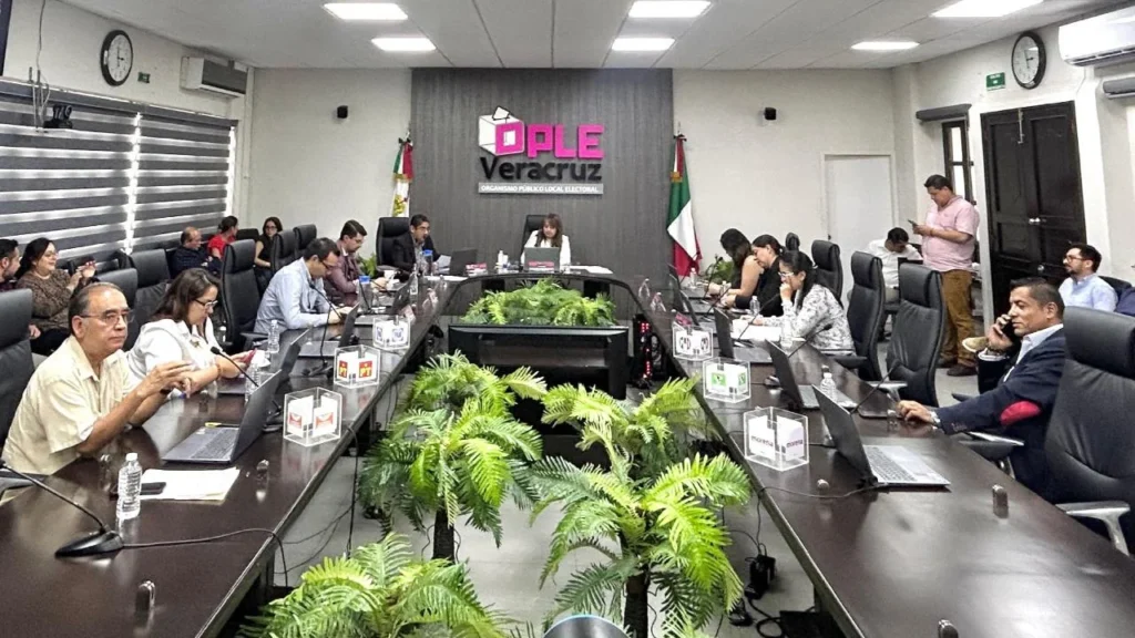 El Consejo General determinó pausar el conteo debido a la caída del portal de Internet para dar seguimiento a los cómputos a las votaciones del Poder Judicial.