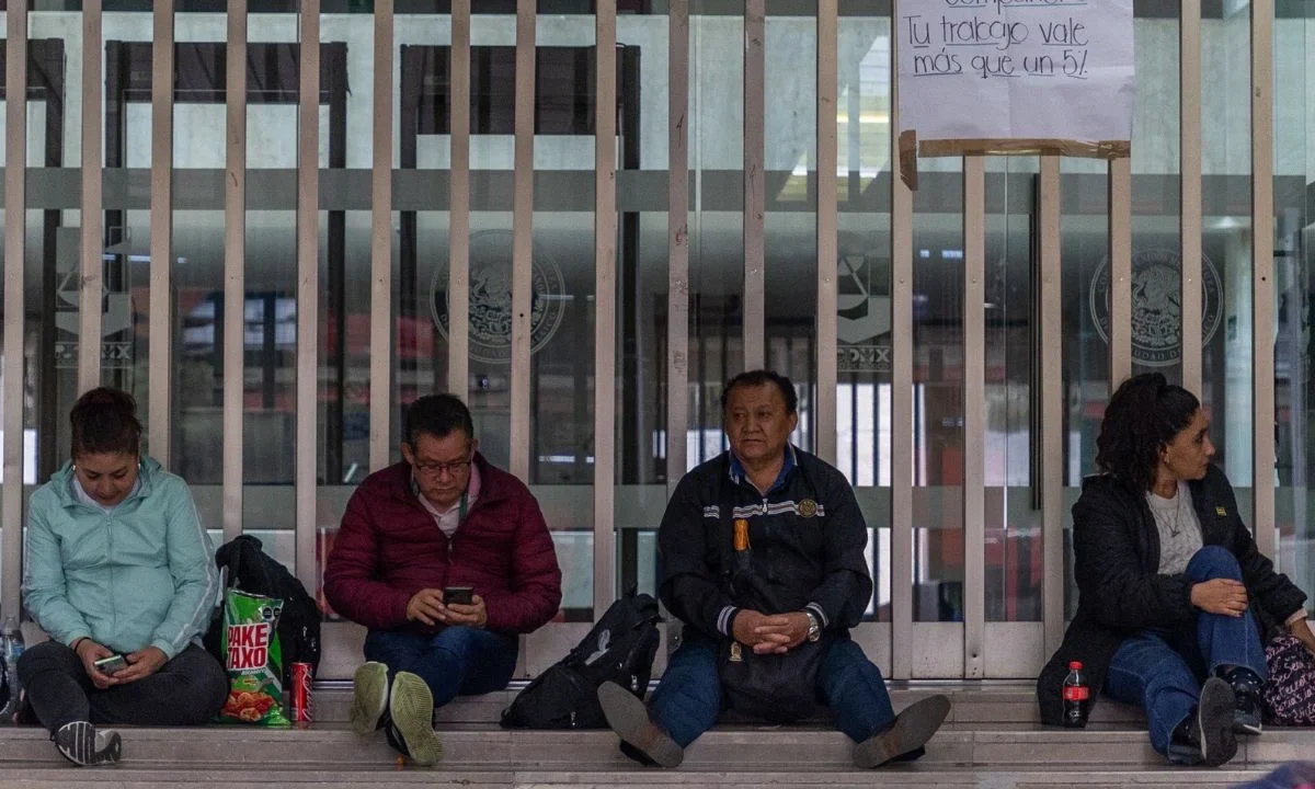Los inconformes aseguraron que las instalaciones seguirán cerradas y no se dejarán intimidar con amagos para romper su lucha.