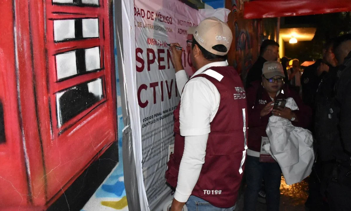 Autoridades capitalinas suspendieron 30 establecimientos conocidos como “chelerías” en las alcaldías Iztapalapa, Tláhuac, Tlalpan, Magdalena Contreras, Cuauhtémoc y Venustiano Carranza.